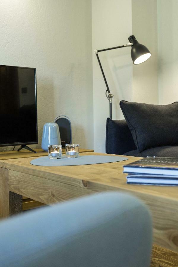 Apartment Ensa - Alpes Travel - Central Chamonix - Sleeps 4 Exterior foto