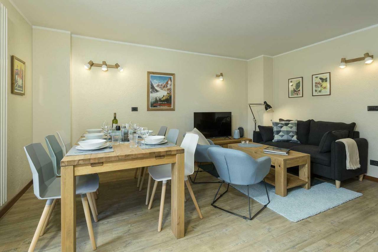 Apartment Ensa - Alpes Travel - Central Chamonix - Sleeps 4 Exterior foto